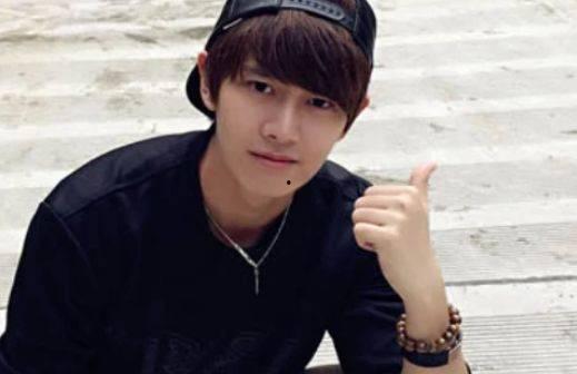 娱乐圈吃瓜任嘉伦,娱乐圈吃瓜达人，揭秘明星幕后故事